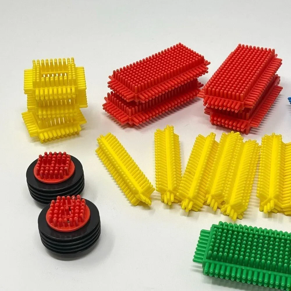 Vintage Playskool Bristle Blocks 28  Piece Lot
